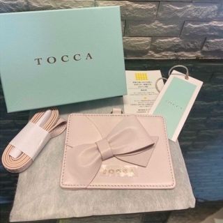 TOCCA カードケース ベージュ