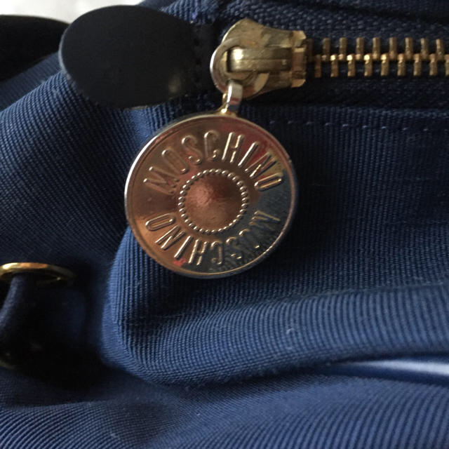 MOSCHINO(モスキーノ)のリュックサック レディースのバッグ(リュック/バックパック)の商品写真