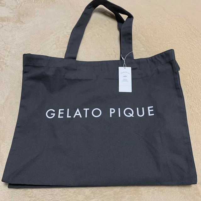 gelato pique(ジェラートピケ)のジェラートピケ  福袋　2023 袋のみ レディースのバッグ(トートバッグ)の商品写真