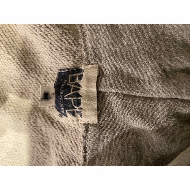 A BATHING APE(アベイシングエイプ)の専用　APE ジェネラル　フーディー　パーカ　M グレー　エイプ メンズのトップス(パーカー)の商品写真