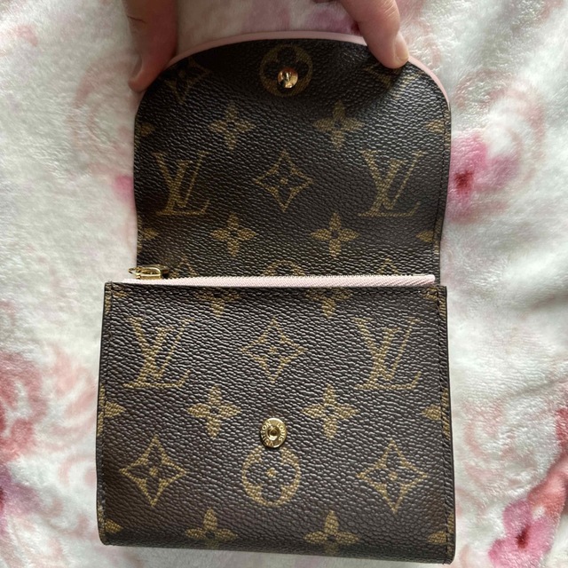 【Louis Vuitton】ほぼ新品　財布　6/10までのお値下げ