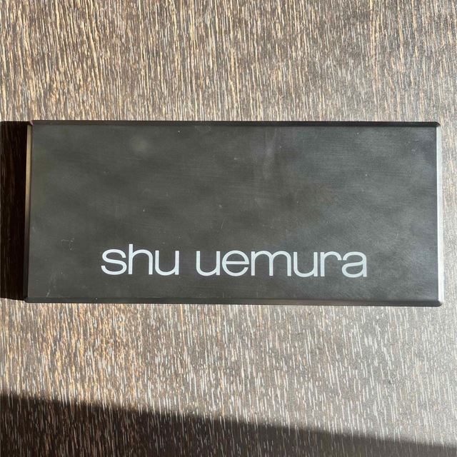 shu uemura(シュウウエムラ)の【シュウ ウエムラ】シュウ パレット ブラッシング ベージュ 【アイパレット】 コスメ/美容のベースメイク/化粧品(アイシャドウ)の商品写真