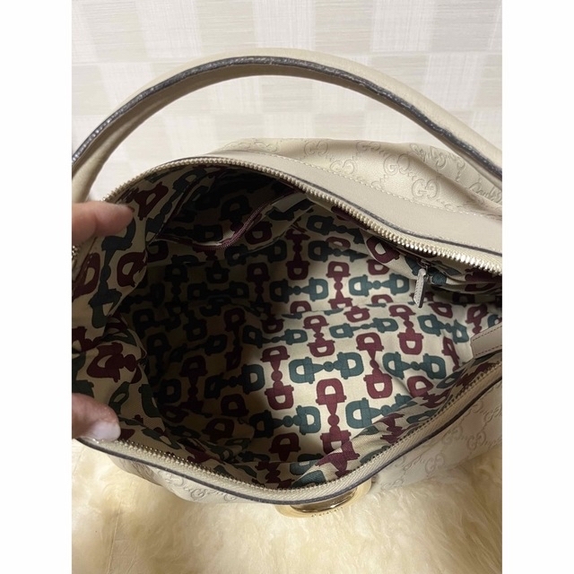 GWセール】GUCCI ショルダーバッグ 年末のプロモーション特価! www