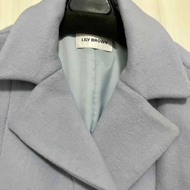 Lily Brown(リリーブラウン)の限定色　リリーブラウン　刺繍　コート　美品 レディースのジャケット/アウター(ロングコート)の商品写真