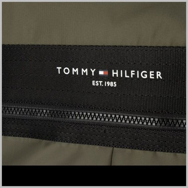 TOMMY HILFIGER(トミーヒルフィガー)のHORIZON SQUARE BP ホライズンスクエアバックパック　カーキ メンズのバッグ(バッグパック/リュック)の商品写真