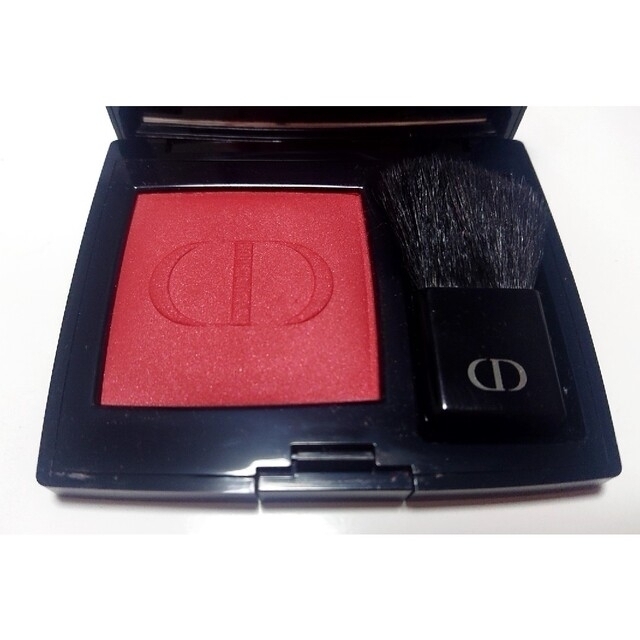 Dior(ディオール)のDior ディオールスキン ルージュ ブラッシュ 999 チーク コスメ/美容のベースメイク/化粧品(チーク)の商品写真