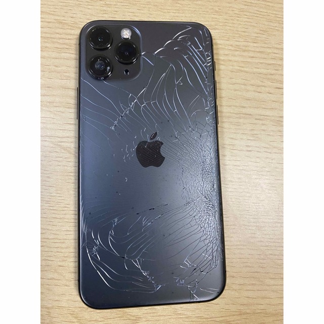 【画面割】iPhone 11 Pro スペースグレイ 256 GB SIMフリー 1