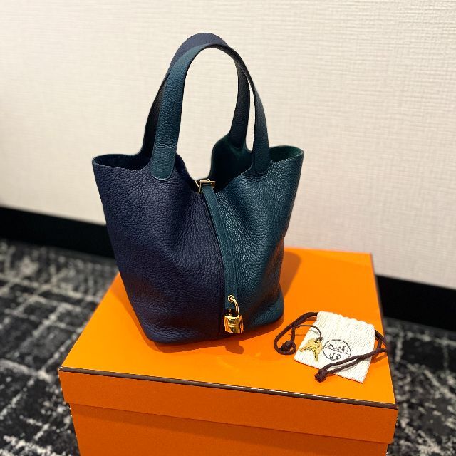 希少 黒入荷！ エルメス - Hermes ピコタンロックMM Y刻印 トリヨン ...