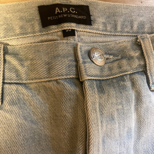 A.P.C(アーペーセー)の【新品未使用】APC デニム W30 メンズのパンツ(デニム/ジーンズ)の商品写真