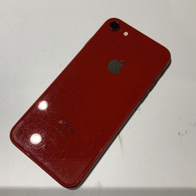 au iPhone8 64GB (SIMロック解除済み) レッド