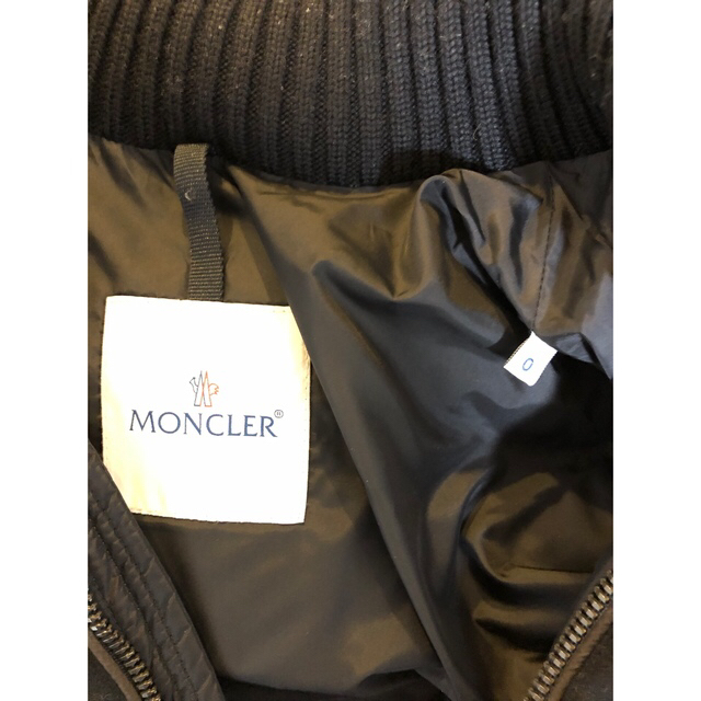 MONCLER(モンクレール)の美品　即日発送　モンクレール　NOIR   ダウン　黒　サイズ0 メンズのジャケット/アウター(ダウンジャケット)の商品写真