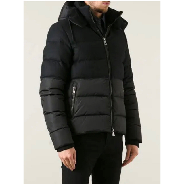 MONCLER(モンクレール)の美品　即日発送　モンクレール　NOIR   ダウン　黒　サイズ0 メンズのジャケット/アウター(ダウンジャケット)の商品写真