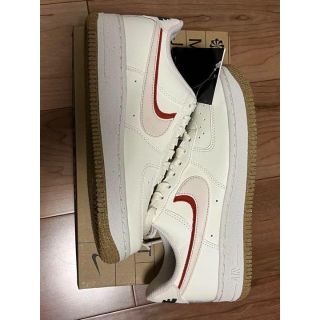 ナイキ(NIKE)のナイキ ウィメンズ エアフォース1 ロー  07   Air Force 1(スニーカー)