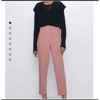 ザラ(ZARA)のZARA ハイウェストテーパードパンツ(カジュアルパンツ)