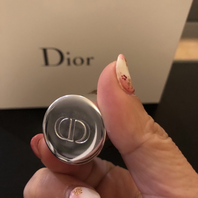 Dior(ディオール)の新品未使用　Dior カブキブラシ&ポーチ コスメ/美容のメイク道具/ケアグッズ(ブラシ・チップ)の商品写真