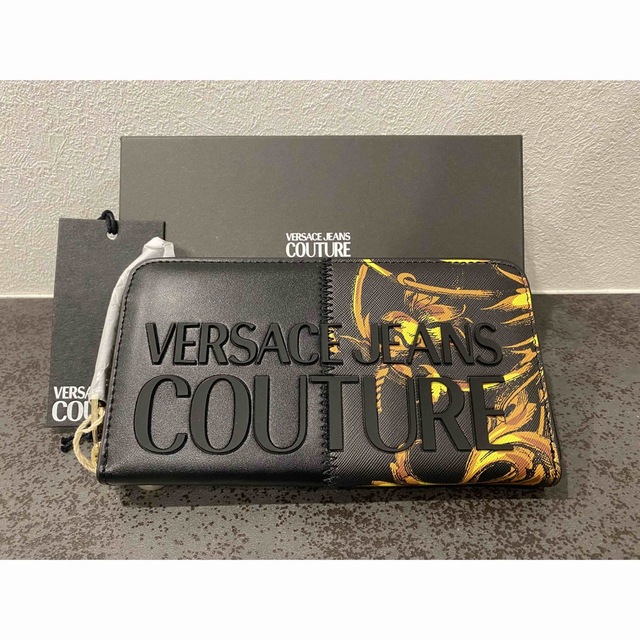 VERSACE(ヴェルサーチ)の☆プレゼントにもオススメ☆【新品、未使用】versace 長財布 バロック柄 レディースのファッション小物(財布)の商品写真