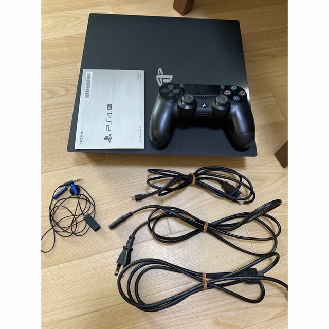 PlayStation 4 Pro ジェットブラック 1TB CUH-7200B