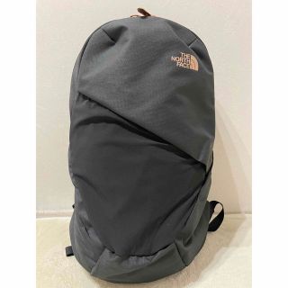 ザノースフェイス(THE NORTH FACE)のバックパック　THE NORTH FACE  イザベラ　コーラルピンク×ブラック(リュック/バックパック)