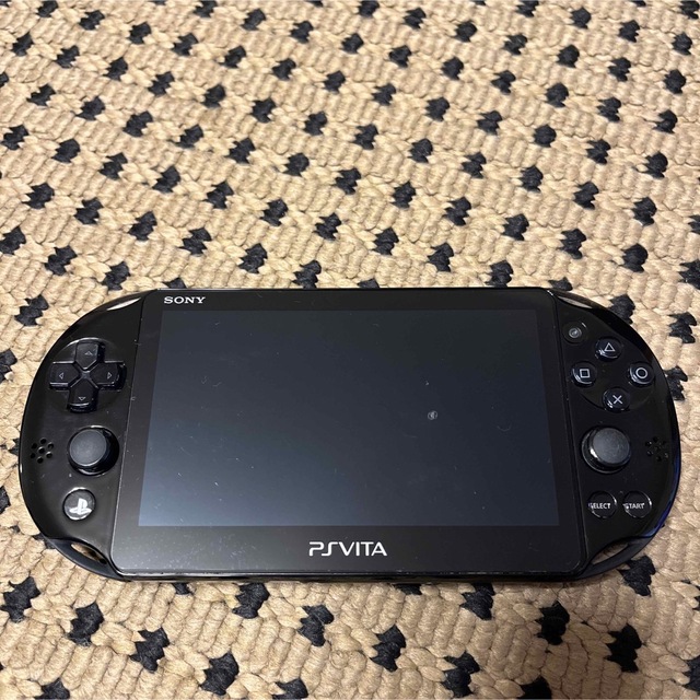 PS VITA本体　PCH2000 ブラック 3