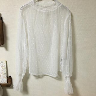 ダブルクローゼット(w closet)のw closet ドットチュールブラウス(シャツ/ブラウス(長袖/七分))