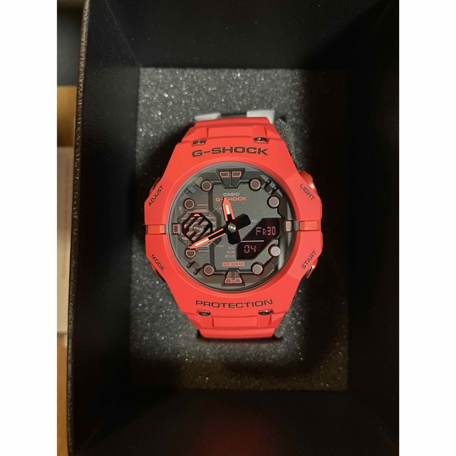 驚きの価格 CASIO G-SHOCK 赤 新品GA-B001-4AJF Bluetooth asakusa.sub.jp