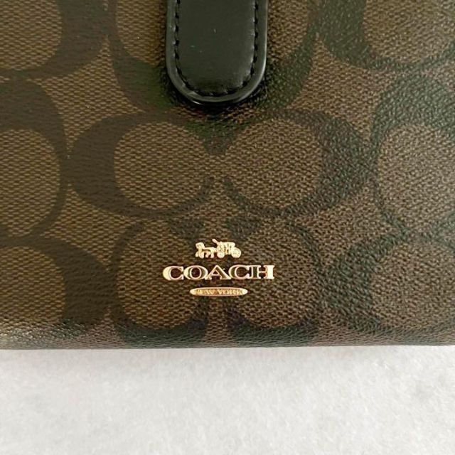 COACH(コーチ)の【美品】COACH コーチ 二つ折り財布 さいふ シグネチャー 正規品 大人気 レディースのファッション小物(財布)の商品写真