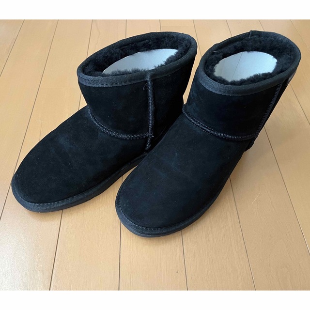 Minnetonka(ミネトンカ)のムートンブーツ　ミネトンカ　ショートブーツ レディースの靴/シューズ(ブーツ)の商品写真