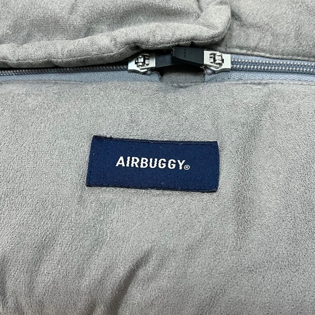 AIRBUGGY(エアバギー)のairbuggy エアバギー  フットマフ スウェード  トップライン ダウン キッズ/ベビー/マタニティの外出/移動用品(ベビーカー用アクセサリー)の商品写真