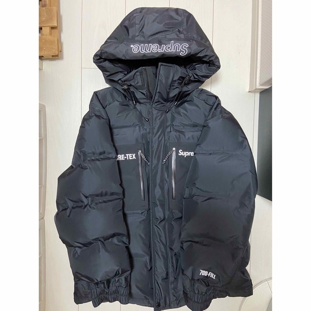 Supreme GORE-TEX 700-Fill Down Parka