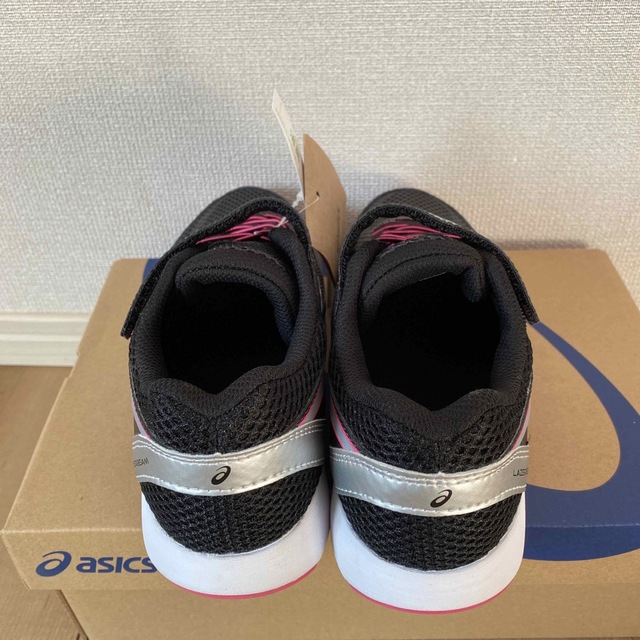 asics(アシックス)の新品●アシックス asics シューズ●LAZERBEAM RE-MG●20.0 キッズ/ベビー/マタニティのキッズ靴/シューズ(15cm~)(スニーカー)の商品写真