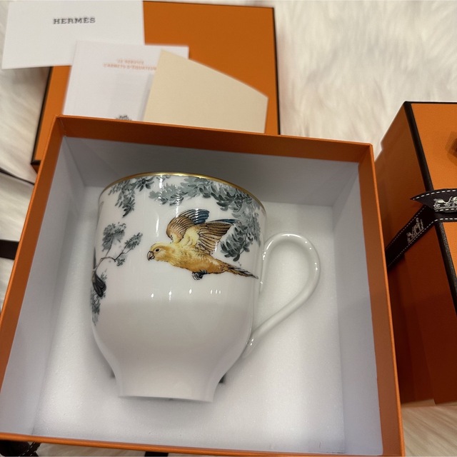 Hermes(エルメス)の【新品未使用】エルメス 赤道直下のスケッチ トール マグカップ 2個 キッズ/ベビー/マタニティの授乳/お食事用品(マグカップ)の商品写真