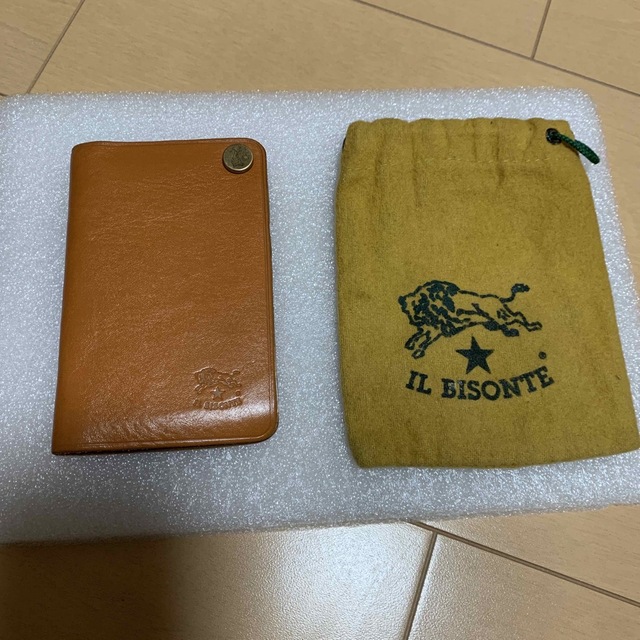 IL BISONTE(イルビゾンテ)のマサル様専用　　　イルビゾンテ　カードケース　美品 レディースのファッション小物(パスケース/IDカードホルダー)の商品写真