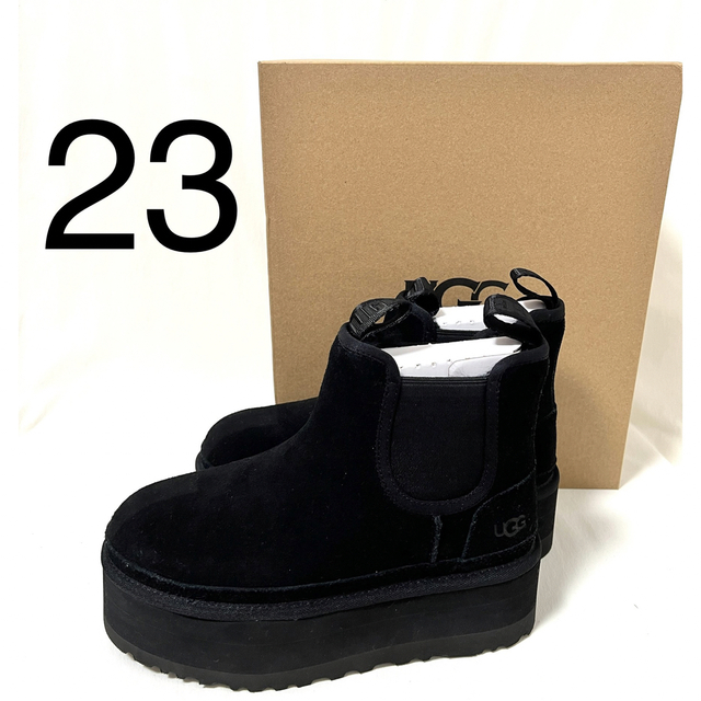 ugg ニューメルプラットフォームチェルシー　24cm