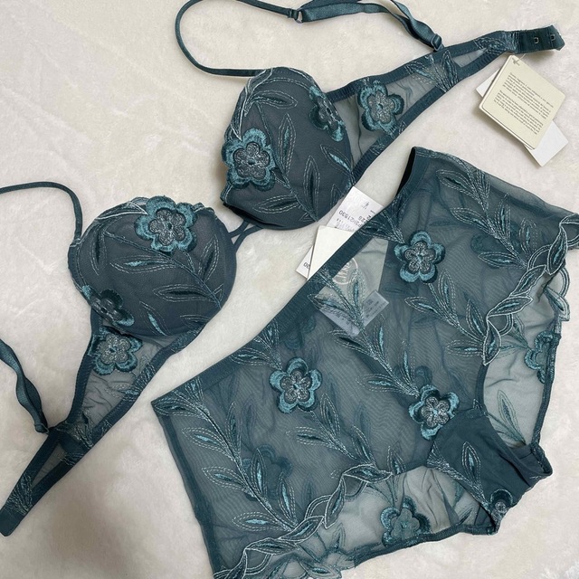 新品 タグ付き】LA PERLA ラペルラ レース ブラジャーとショーツセット