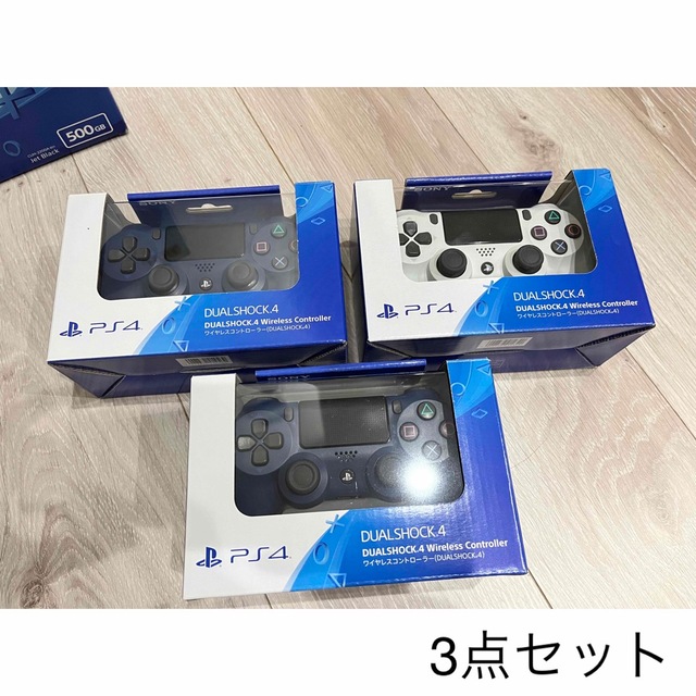 PlayStation4(プレイステーション4)の※たけちゃん様専用 エンタメ/ホビーのゲームソフト/ゲーム機本体(家庭用ゲーム機本体)の商品写真