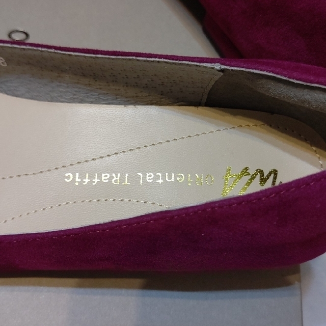 WA ORiental TRaffic(ダブルエーオリエンタルトラフィック)のダブルエー オリエンタルトラフィック ピンク リボンフラットパンプス レディースの靴/シューズ(ハイヒール/パンプス)の商品写真