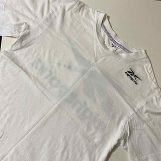 リーボック(Reebok)のReebok シャツ(Tシャツ/カットソー(半袖/袖なし))