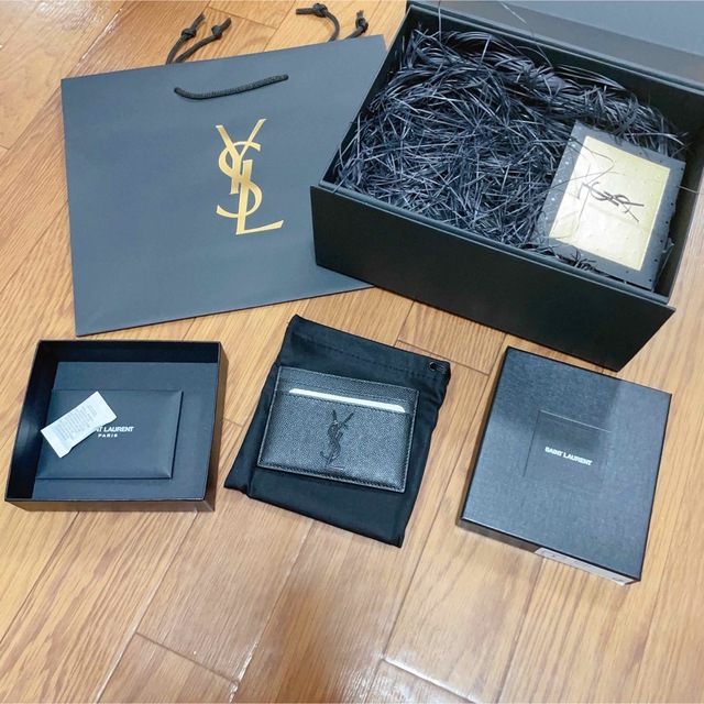 Yves Saint Laurent(イヴサンローラン)の再値下げ❗️イブサンローラン カードケース レディースのファッション小物(パスケース/IDカードホルダー)の商品写真