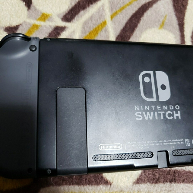 Nintendo Switch(ニンテンドースイッチ)のNintendo Switch バッテリー強化版　ニンテンドースイッチ　任天堂 エンタメ/ホビーのゲームソフト/ゲーム機本体(家庭用ゲーム機本体)の商品写真