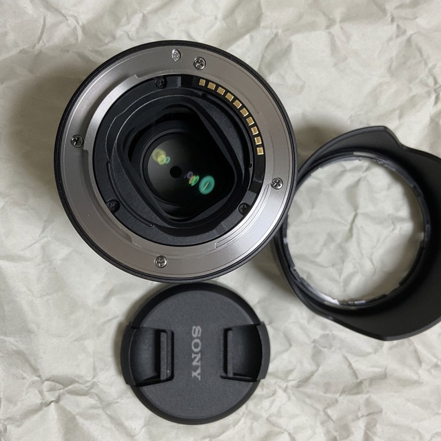 SONY(ソニー)のソニー SONY FE 35mm F1.8 SEL35F18F スマホ/家電/カメラのカメラ(レンズ(単焦点))の商品写真