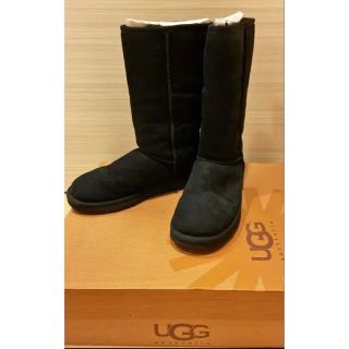 アグ(UGG)のUGGブーツ　美品　今週限定割引き　予約済み(ブーツ)