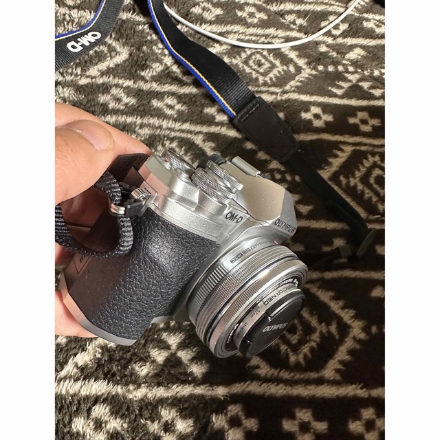 OM-D E-M10 MarkIV EZ  ダブルズームキット スマホ/家電/カメラのカメラ(ミラーレス一眼)の商品写真