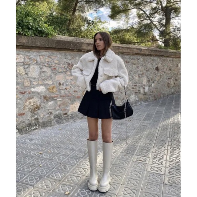 ZARA - ZARA クロップドフェイクボアジャケットの通販 by L's ZARA - ZARA クロップドフェイクボアジャケットの通販 by L's