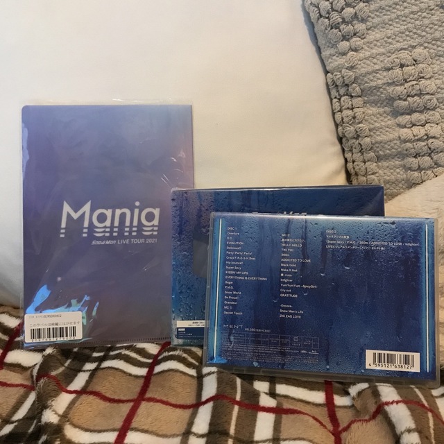 Snow Man(スノーマン)のSnow　Man　LIVE　TOUR　2021　Mania Blu-ray エンタメ/ホビーのDVD/ブルーレイ(ミュージック)の商品写真