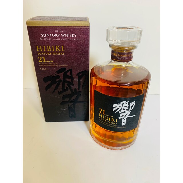 ナカ様専用　サントリー　ウイスキー　響　HIBIKI 21年　700ml 食品/飲料/酒の酒(ウイスキー)の商品写真