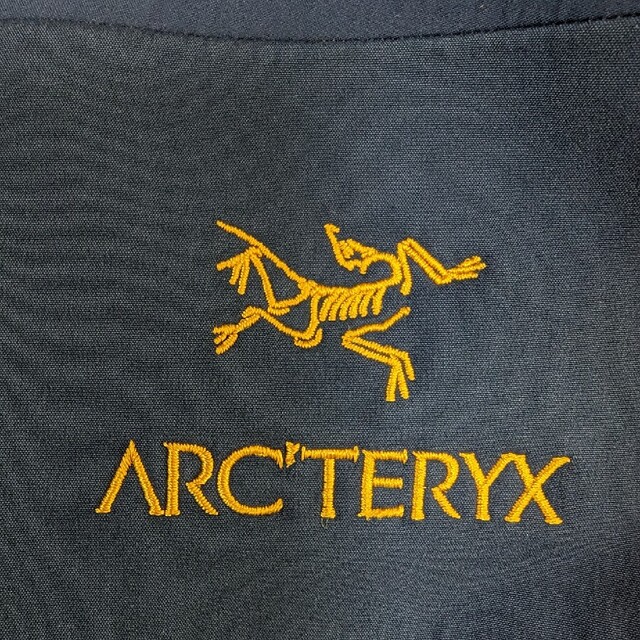 ARC'TERYX(アークテリクス)の【激レア、廃盤モデル】アークテリクス　ソフトシェル メンズのジャケット/アウター(ナイロンジャケット)の商品写真