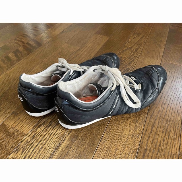 Y-3(ワイスリー)の【難あり・使用感あり】Y-3(ワイスリー)adidasスニーカー黒 メンズの靴/シューズ(スニーカー)の商品写真