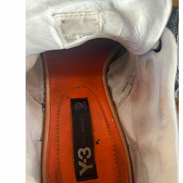 Y-3(ワイスリー)の【難あり・使用感あり】Y-3(ワイスリー)adidasスニーカー黒 メンズの靴/シューズ(スニーカー)の商品写真