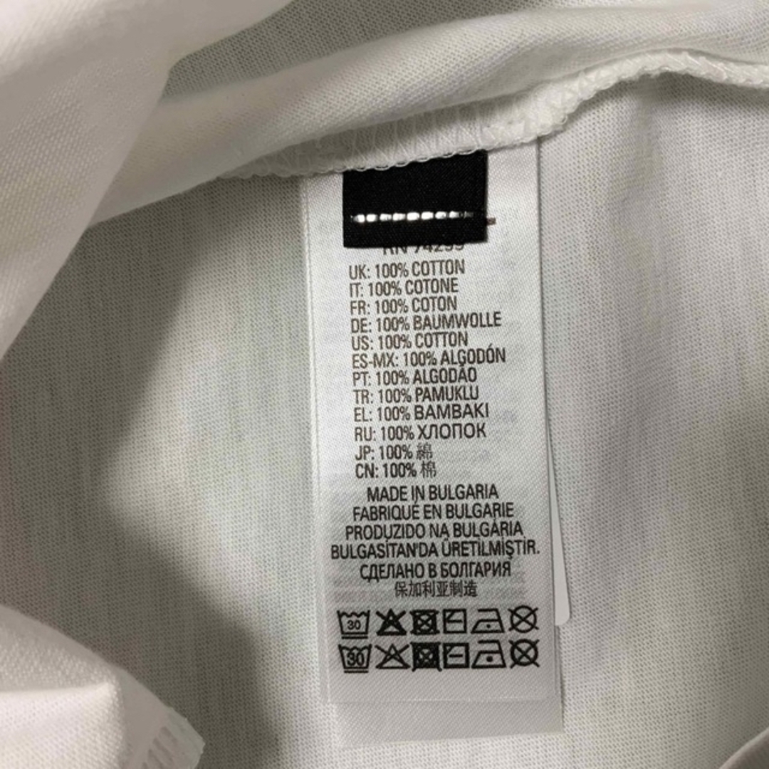 DIESEL(ディーゼル)の洗練されたデザイン　DIESEL　BABY　TARCYB　Tシャツ　12M キッズ/ベビー/マタニティのベビー服(~85cm)(Ｔシャツ)の商品写真