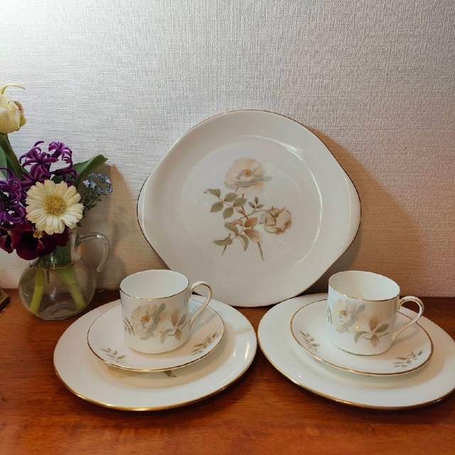 誠実-Royal Doulton - ☆廃盤希少☆ロイヤルドルトン高級シリーズ